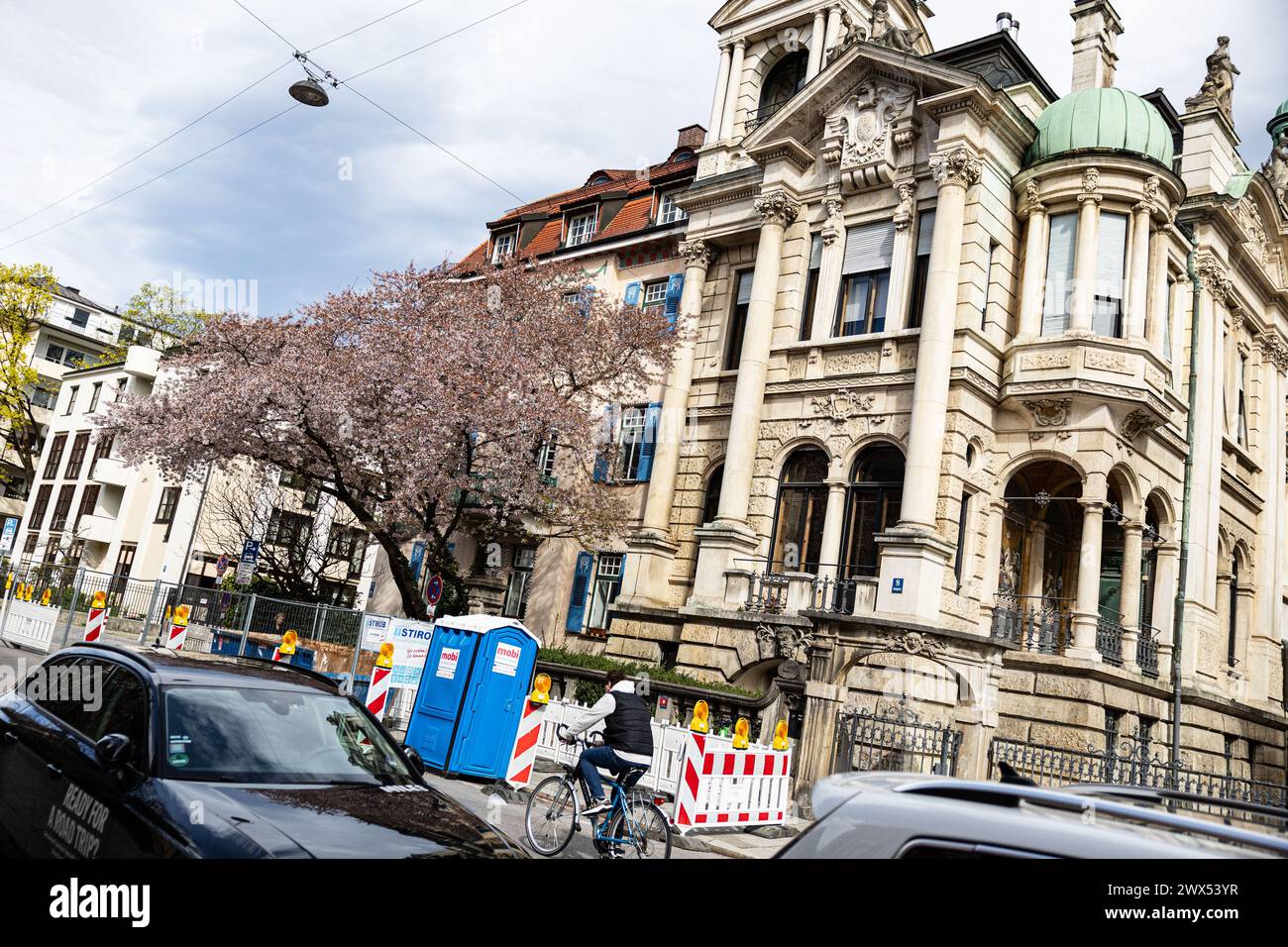 Munich, Germany. 27th Mar, 2024. Elaborately ornamented house. Walk through Schwabing on March 27, 2024 in Munich, Germany. (Photo by Alexander Pohl/Sipa USA) Credit: Sipa USA/Alamy Live News Stock Photo