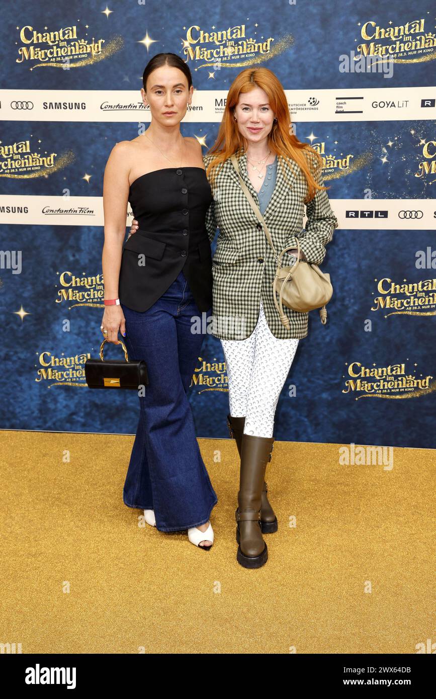 Peri Baumeister Und Palina Rojinski Bei Der Chantal Im Maerchenland