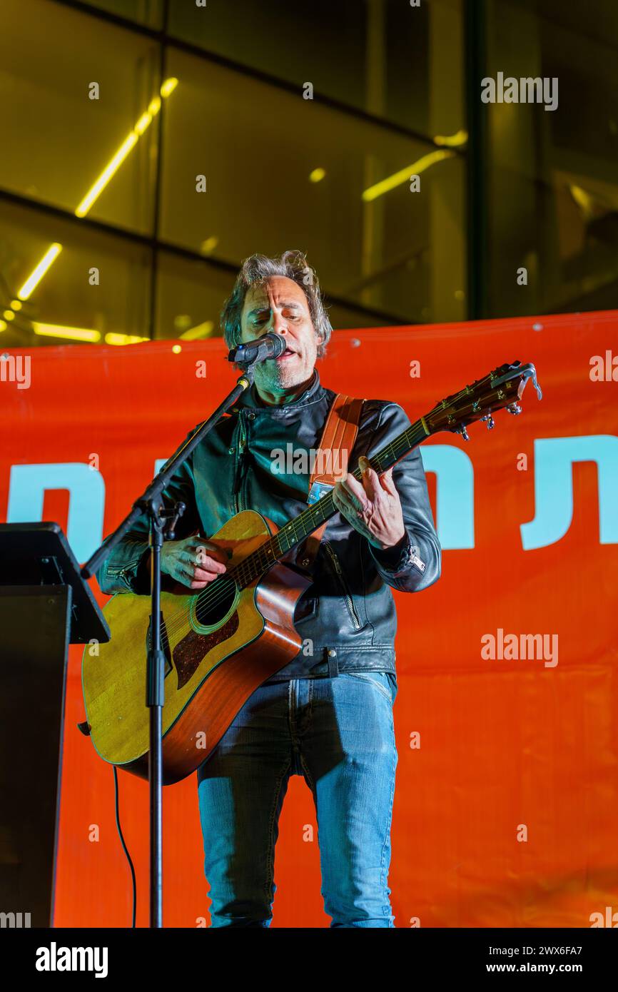 Hemi rudner hi-res stock photography and images - Alamy