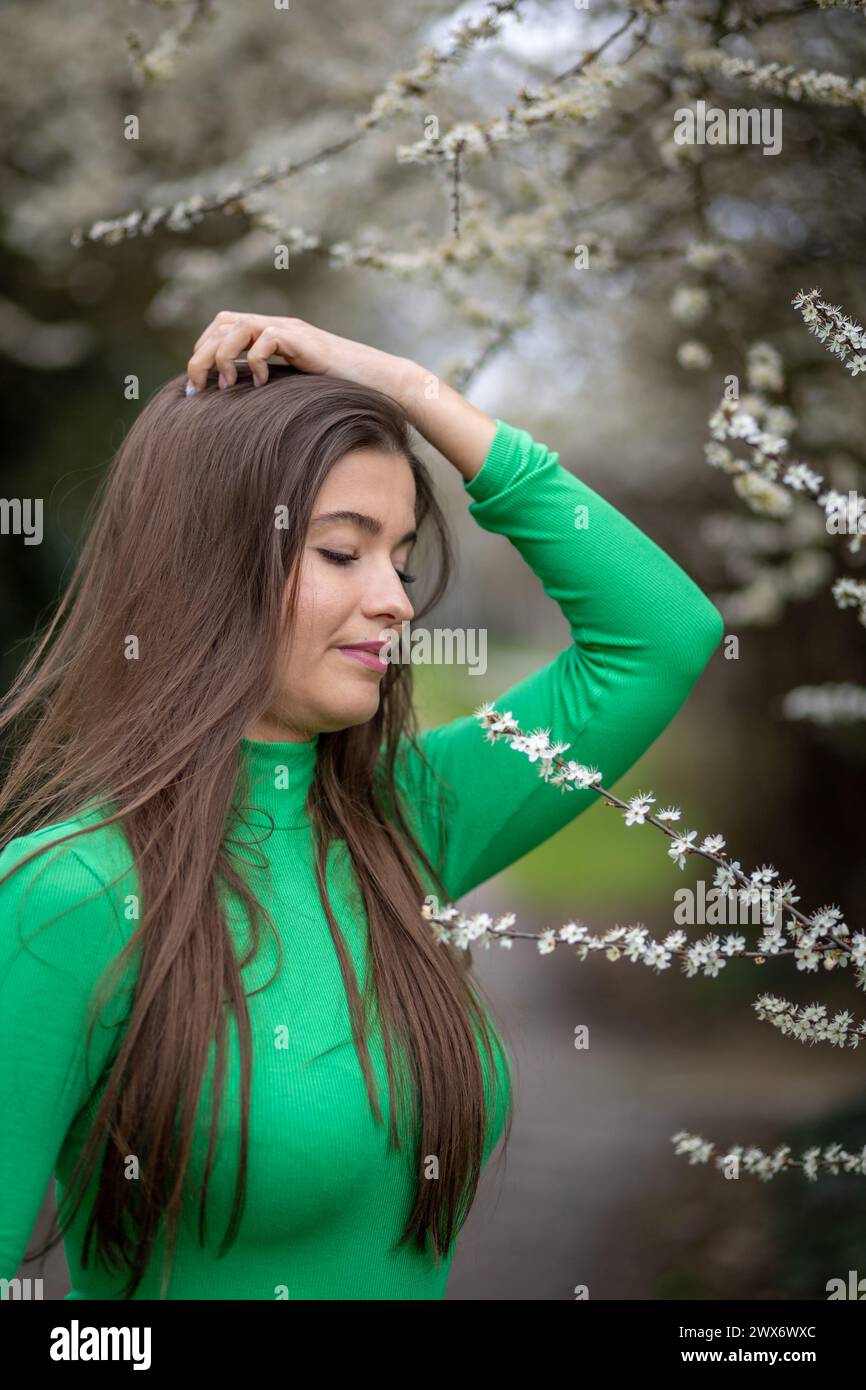 Portrait 27 year old woman hi-res stock photography and images - Alamy