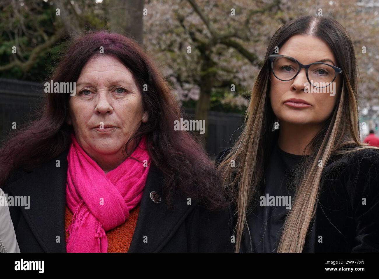 Siobhan kearney who lost her brother liam dunne (left) and lisa lawlor ...