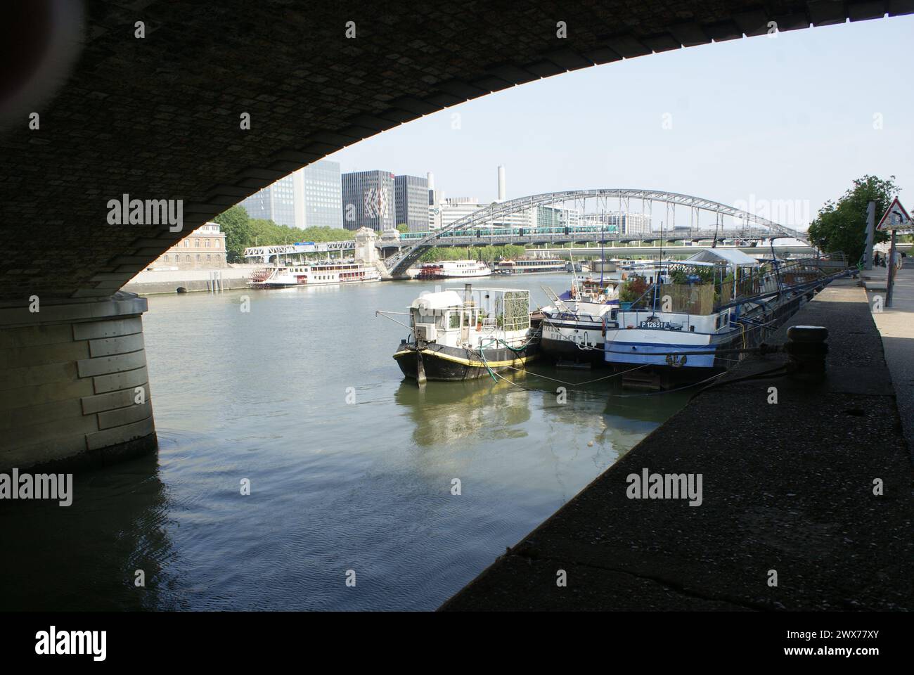 QUARTIER DE BERCY WIKIP DIA visual data 6