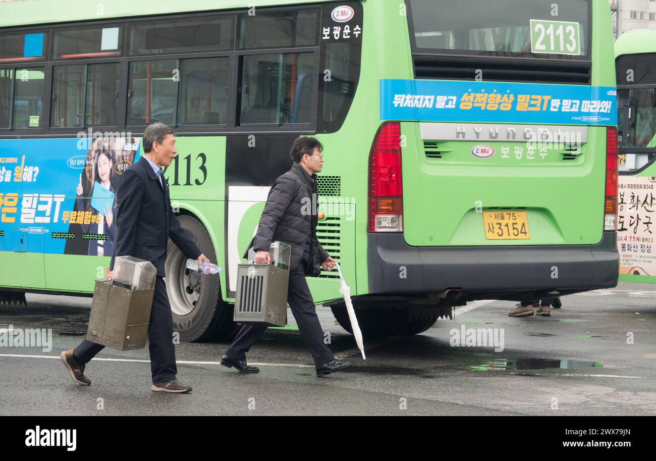 Bus Driver Walk Bus drivers walk hi-res stock photography and images - Alamy