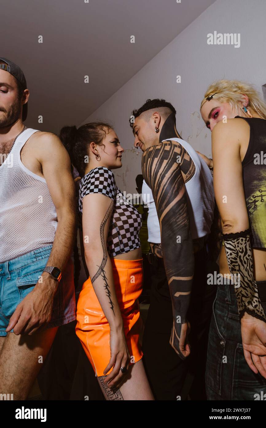 Gay club dancing hi-res stock photography and images - Alamy