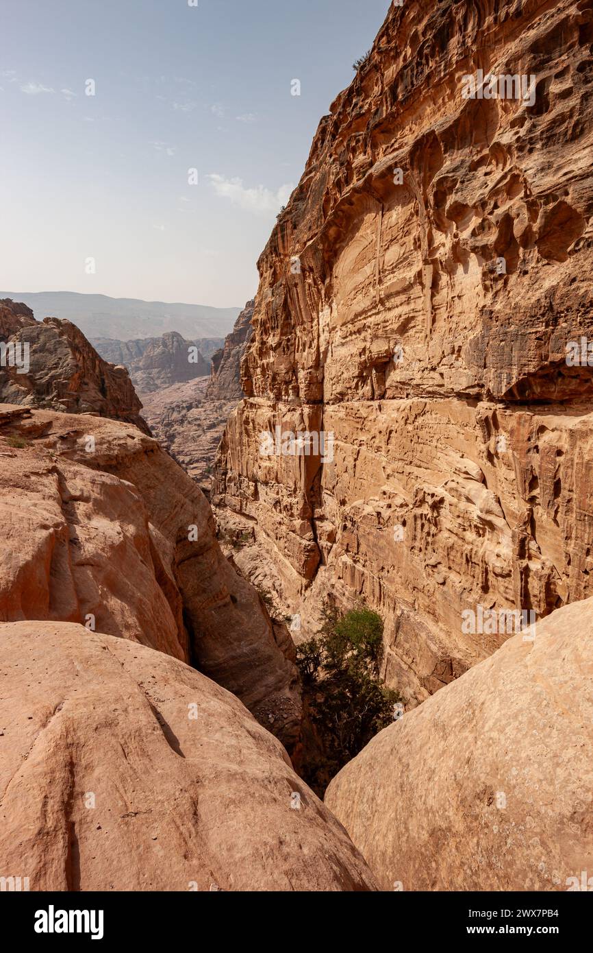 Colourful rocks petra hi-res stock photography and images - Alamy