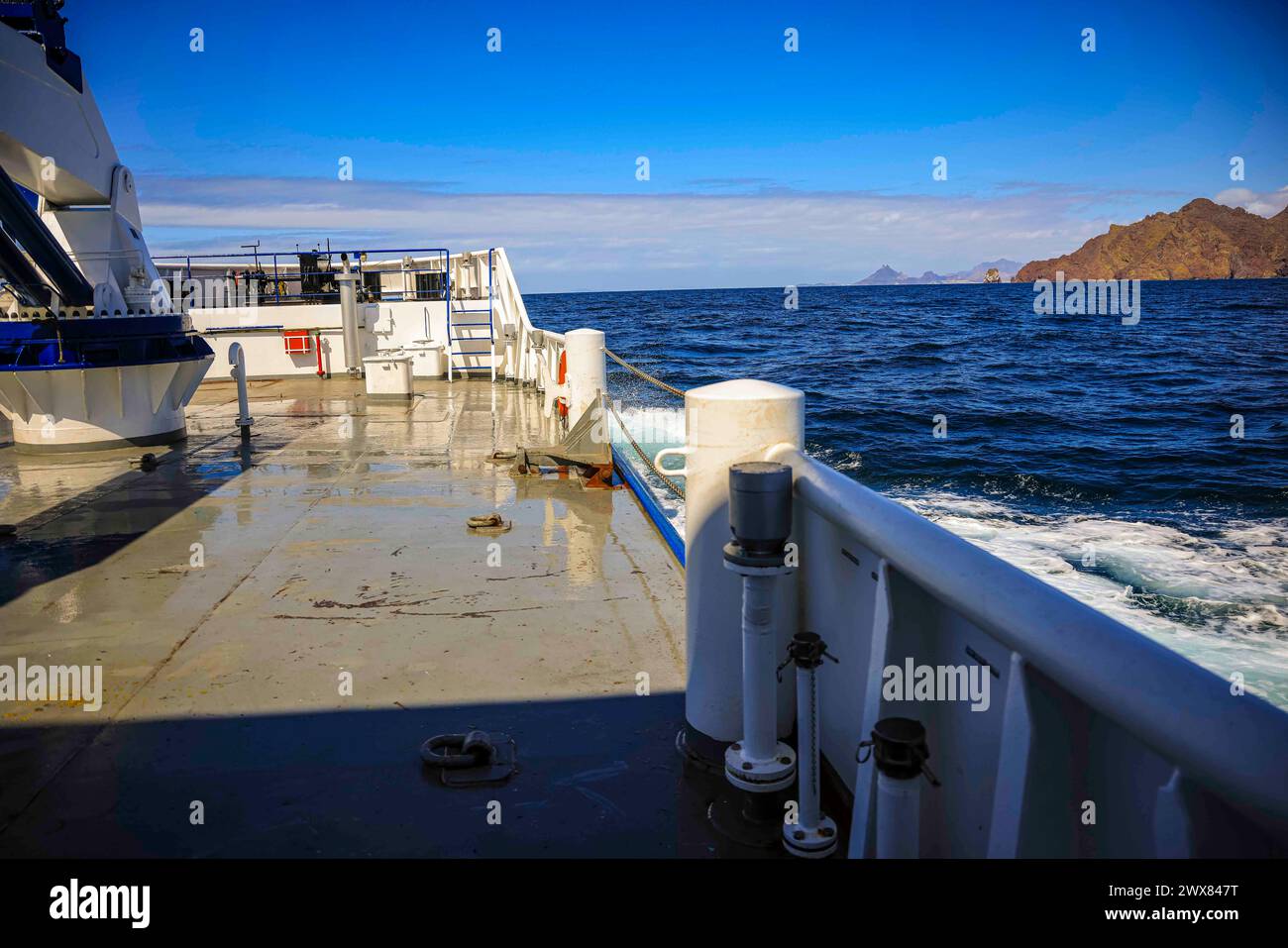 Bow and sea view on buoyant vessel in the bay of Guaymas Sonora 2004. (Photo by Luis Gutiérrez/Norte Photo) Proa y vista al mar en Buque balizador en la bahía de Guaymas Sonora 2004. (Photo by Luis Gutiérrez/Norte Photo) Stock Photo