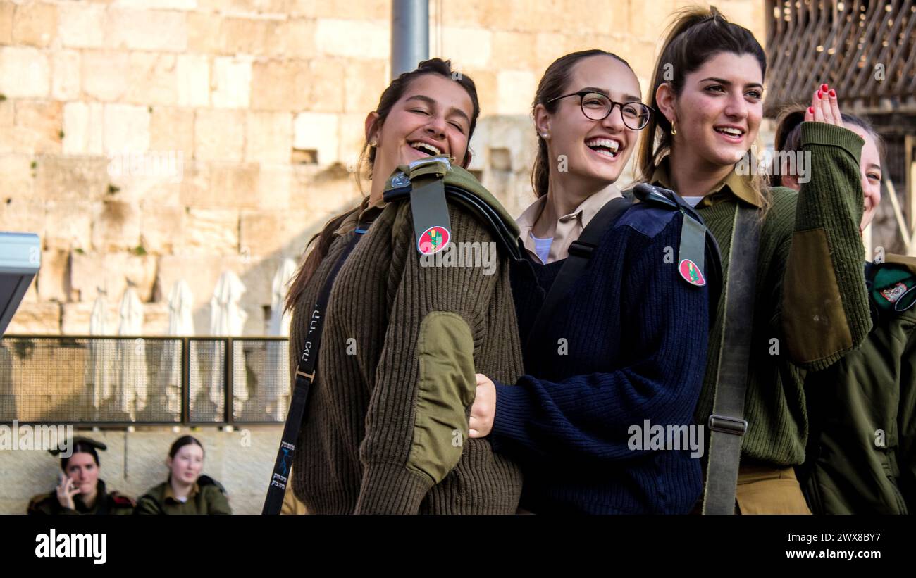 Portrait of soldiers, Induction ceremony for new graduates of the IDF ...