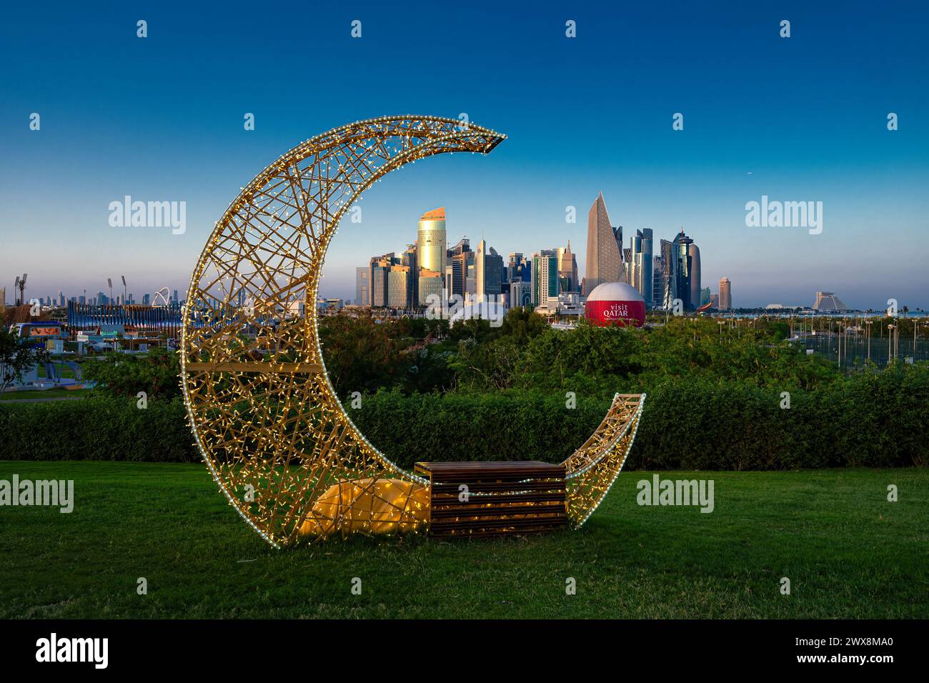 ramadan crescent qatar