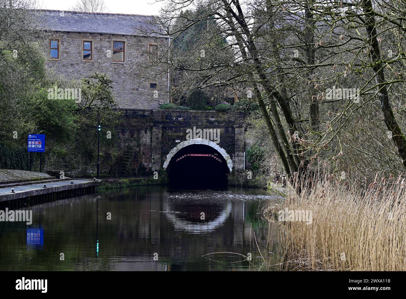 Around the UK - Northern Entrance to the Mile Long Tunnel - Walking around Foulridge Stock Photo