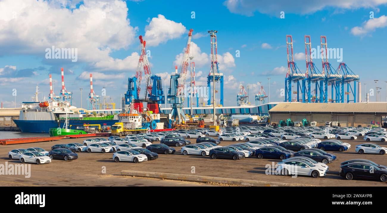 New imported cars and Shipping containers being unloaded at port ...