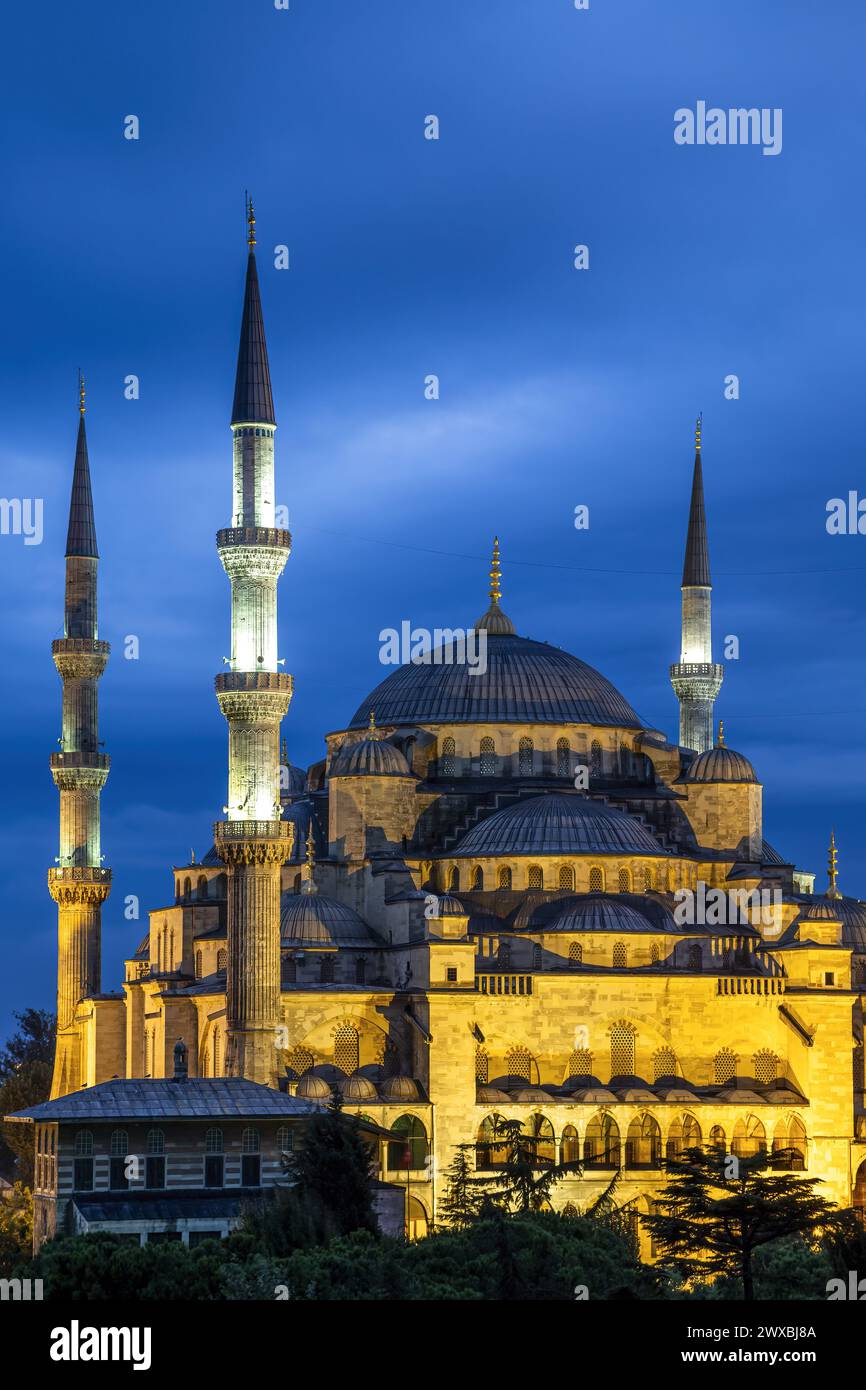 Blue Mosque, Istanbul, Turkey Stock Photo - Alamy