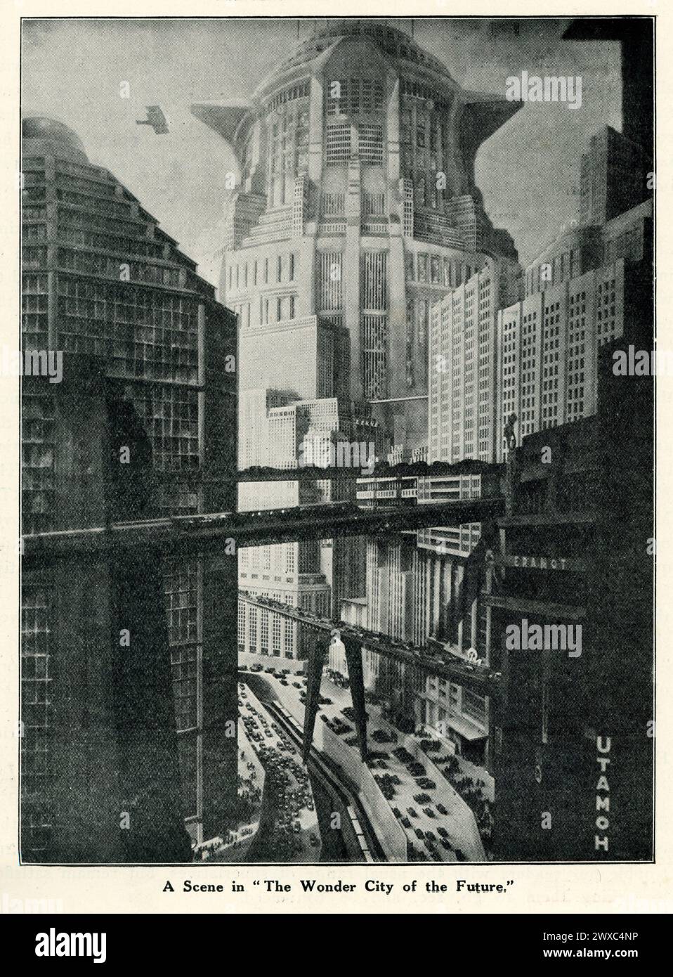 The Wonder City of the Future on page from original release British programme for METROPOLIS 1927 director FRITZ LANG novel and screenplay Thea von Harbou Universum Film (UFA) Stock Photo