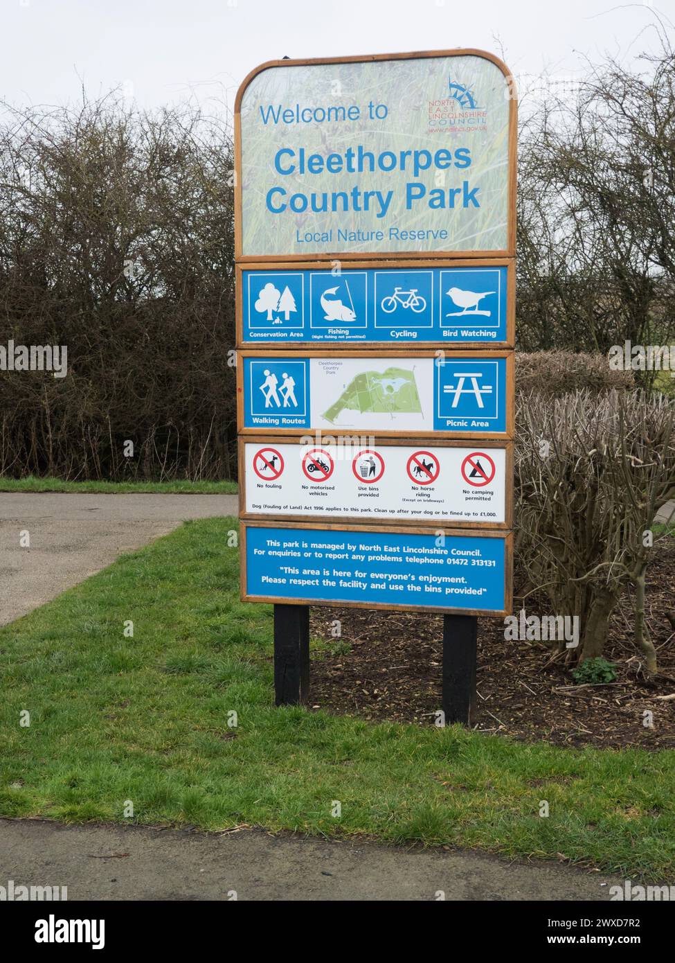 Cleethorpes Country Park. Needing attention, once open water now choked