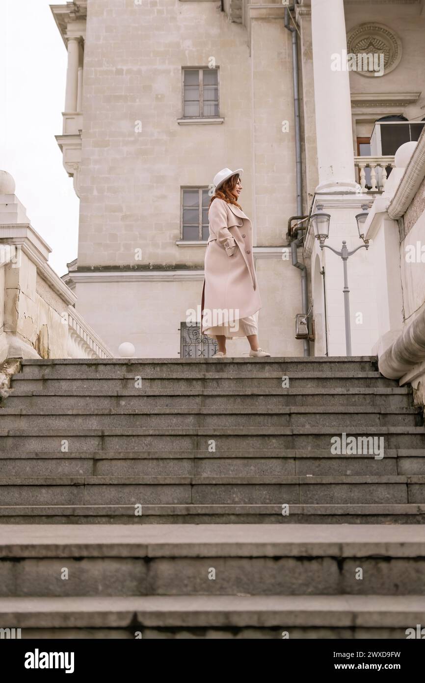 Woman captured in historical hi-res stock photography and images - Alamy