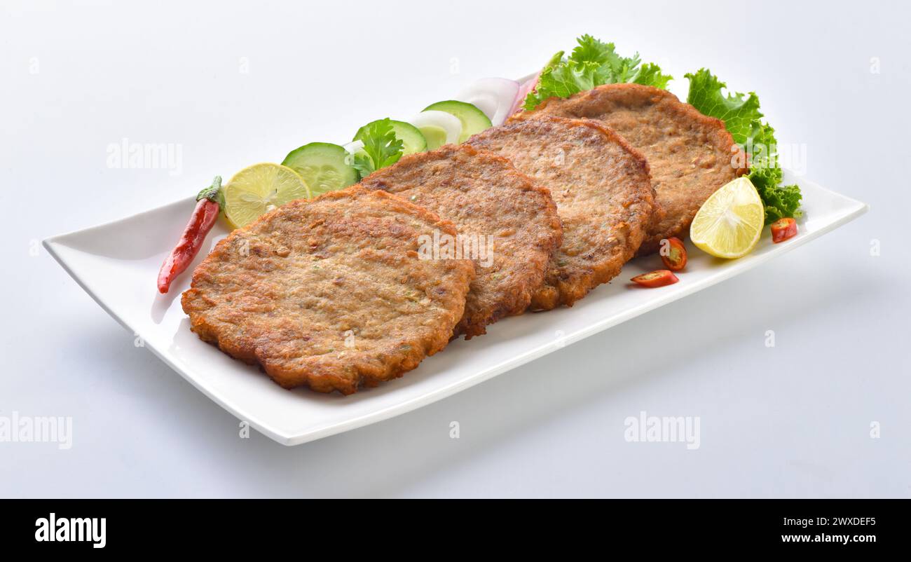 Chapli Kabab, A delicious food belongs to Pakistan's region KPK. It is ...
