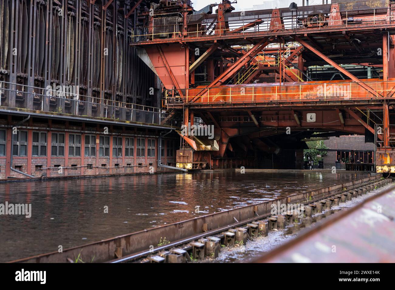 Zeche Zollverein cokery industrial architecture, Unesco World Heritage site, Ruhr Area, Essen, Germany Stock Photo