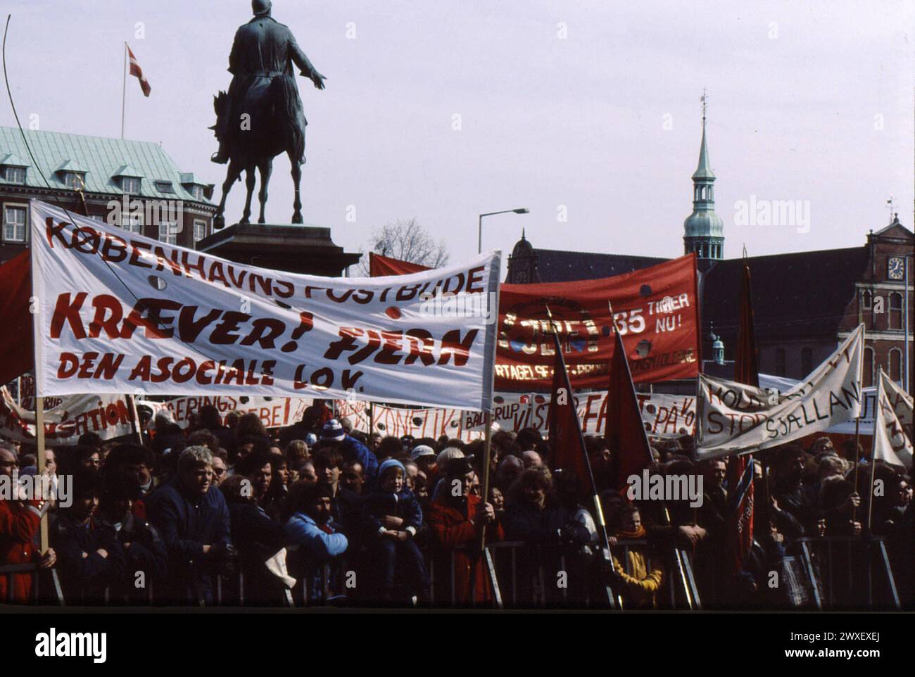 N Front 1985 bilder hi-res stock photography and images - Alamy