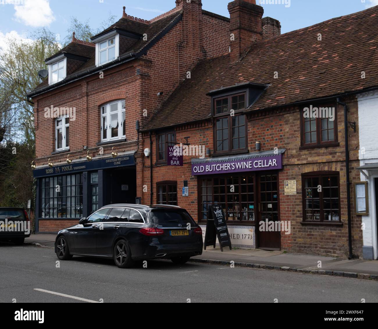 Old Butcher's Wine Cellar, Cookham, Buckinghamshire Stock Photo Alamy