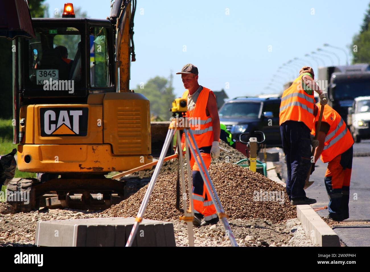 Roadbed construction hi-res stock photography and images - Alamy