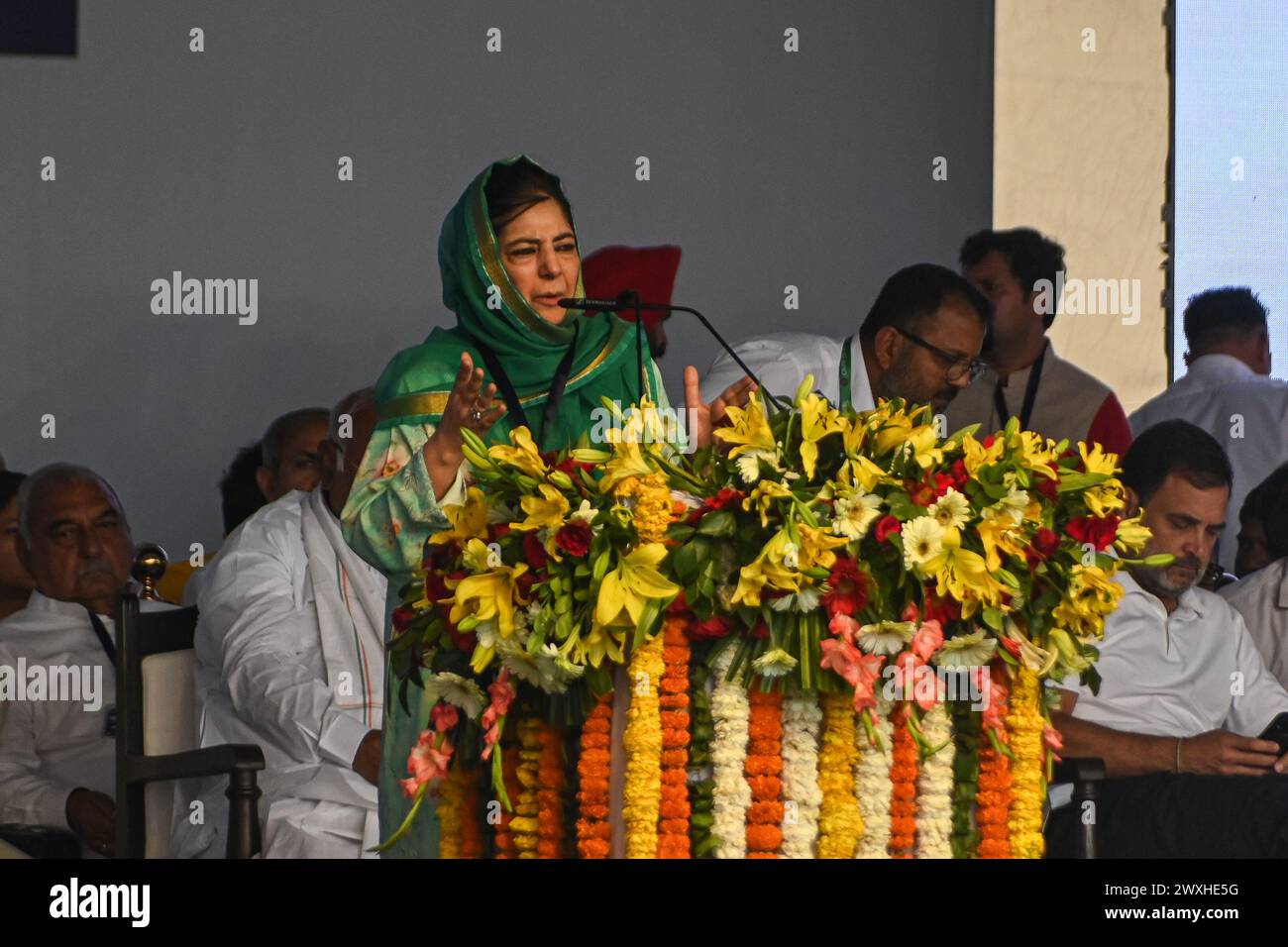 New Delhi, Delhi, India. 31st Mar, 2024. Mehbooba Mufti, former Chief Minister of Jammu and Kashmir, addresses the crowd, during a mega rally organised by various opposition parties of India, in New Delhi, India on March 31, 2024. (Credit Image: © Kabir Jhangiani/ZUMA Press Wire) EDITORIAL USAGE ONLY! Not for Commercial USAGE! Credit: ZUMA Press, Inc./Alamy Live News Stock Photo