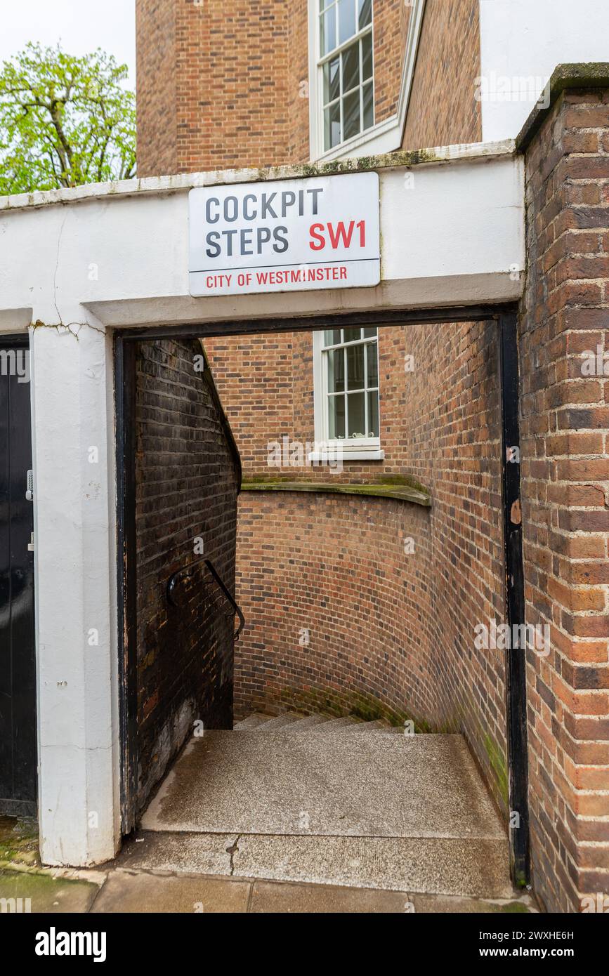 Cockpit Steps, narrow alleyway, City of Westminster, London, UK, between Birdcage Walk & Old Queen Street. Old site of cock fighting in Royal Cockpit Stock Photo