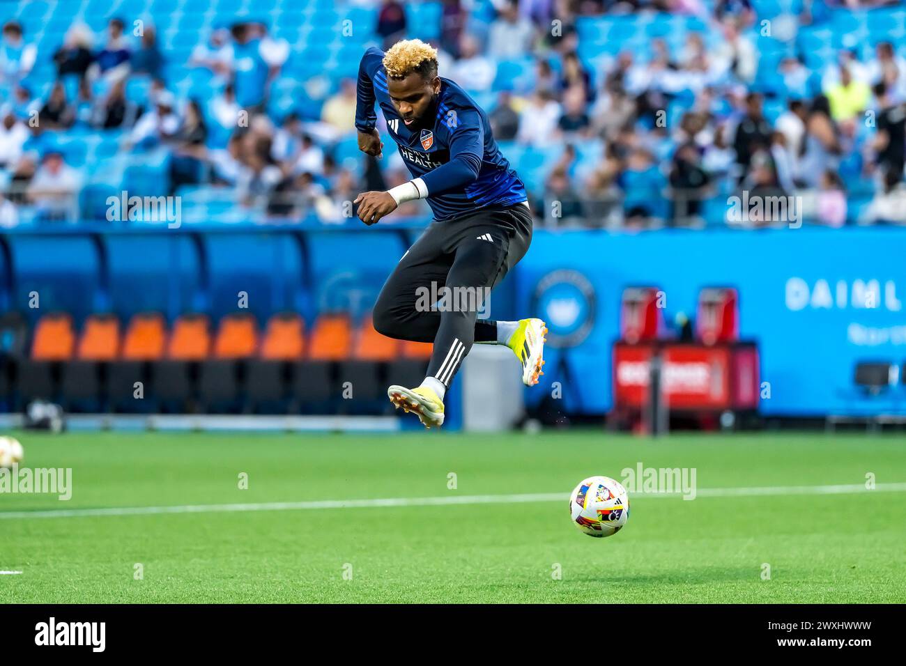 March 30, 2024, Charlotte, Nc, USA: FC Cincinnati Attacker AARON BOUPENDZA practices before the Charlotte FC Vs FC Cincinnati at Bank of America Stadium in Charlotte, NC. The game ended in a draw 1-1. (Credit Image: © Walter G Arce Sr Grindstone Medi/ASP) EDITORIAL USAGE ONLY! Not for Commercial USAGE! Stock Photo