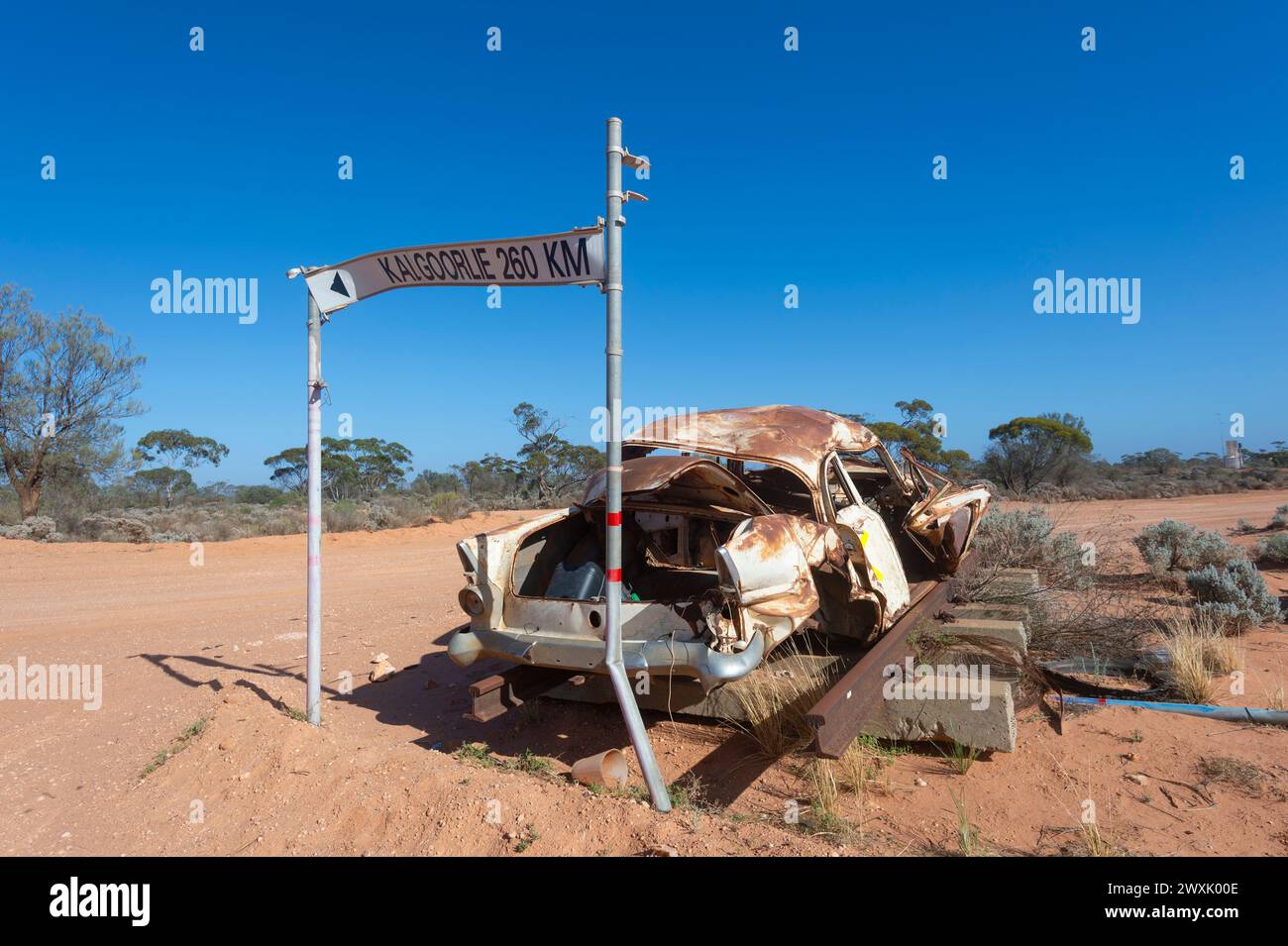 Wrecked car on display along the Trans Access Road, Nullarbor, Western Australia, WA, Australia Stock Photo