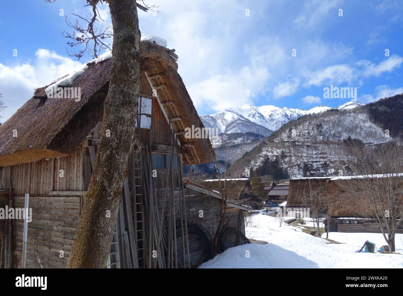 Snow on traditional thatched houses of UNESCO-listed Shirakawa-go, Gifu Prefecture, Honshu, Japan Stock Photo