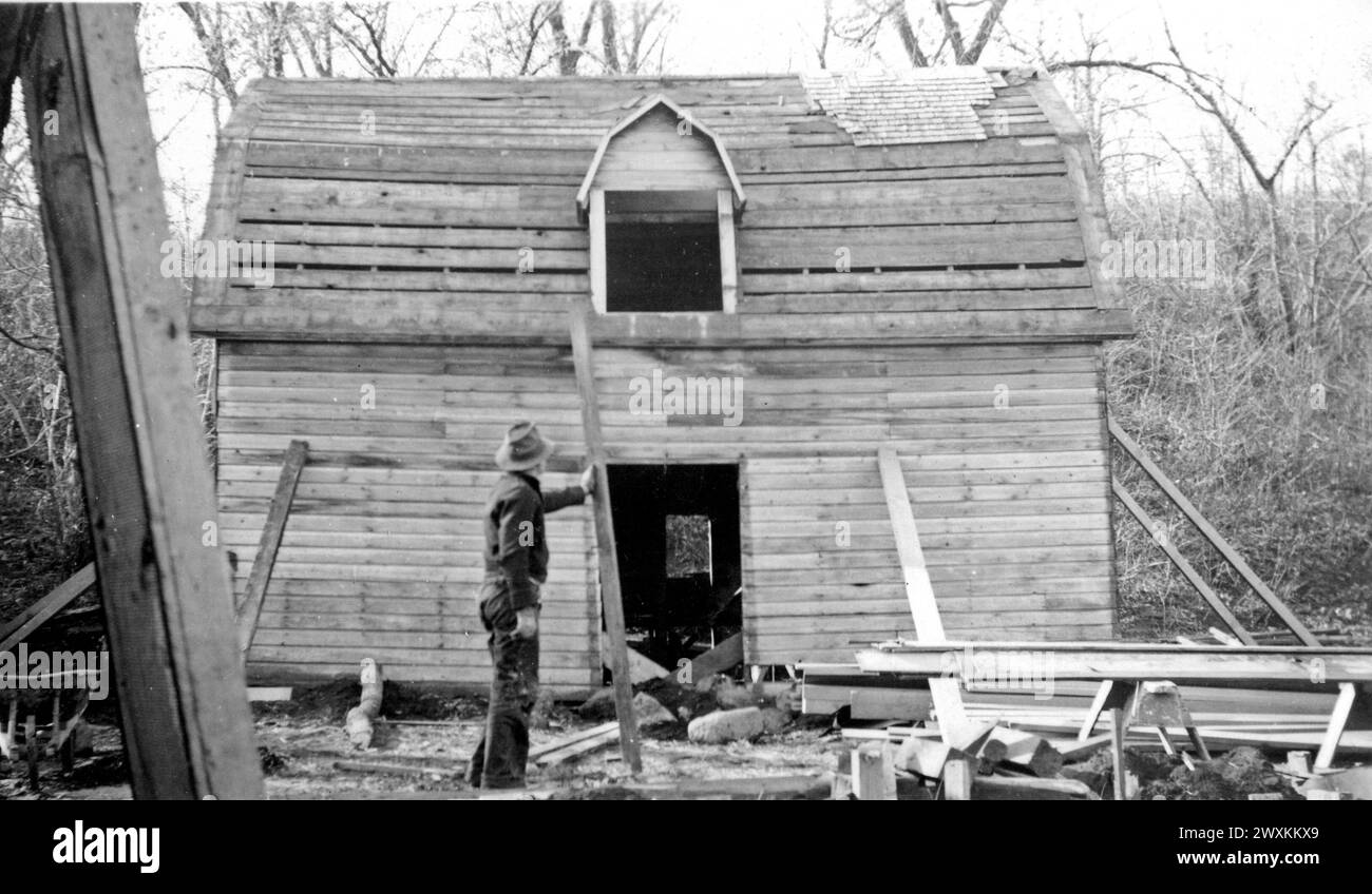 Men working on the Ironheart Barn on the SissetonWahpeton Oyate of the Lake Traverse