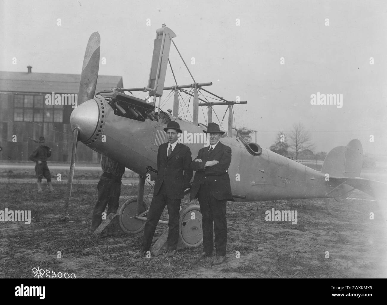 Murray-Cains All Steel Plane - Louis Germaine and E.B. Cains, inventor, standing in front of the plane ca. 1918 Stock Photo