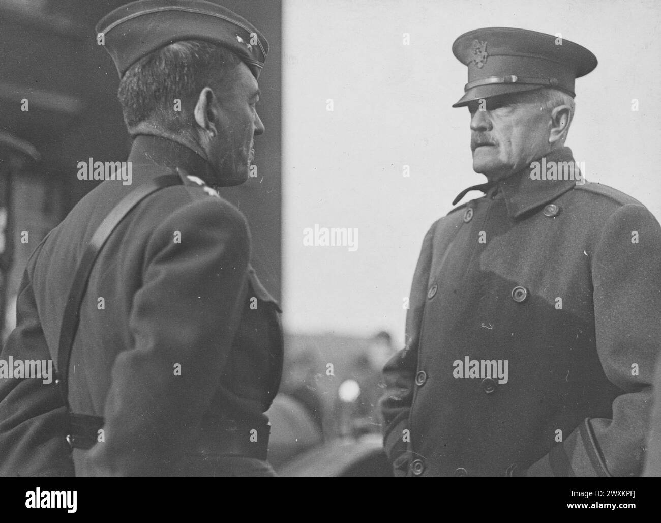 Major General J.A. Lejeune, U.S.M.C., Commanding 2nd Division, in the Army of Occupation, and General John J. Pershing, Commanding A.E.F., at Heddsdorf, Germany, on the occasion of an inspection by Gen. Pershing ca. December 1918 Stock Photo