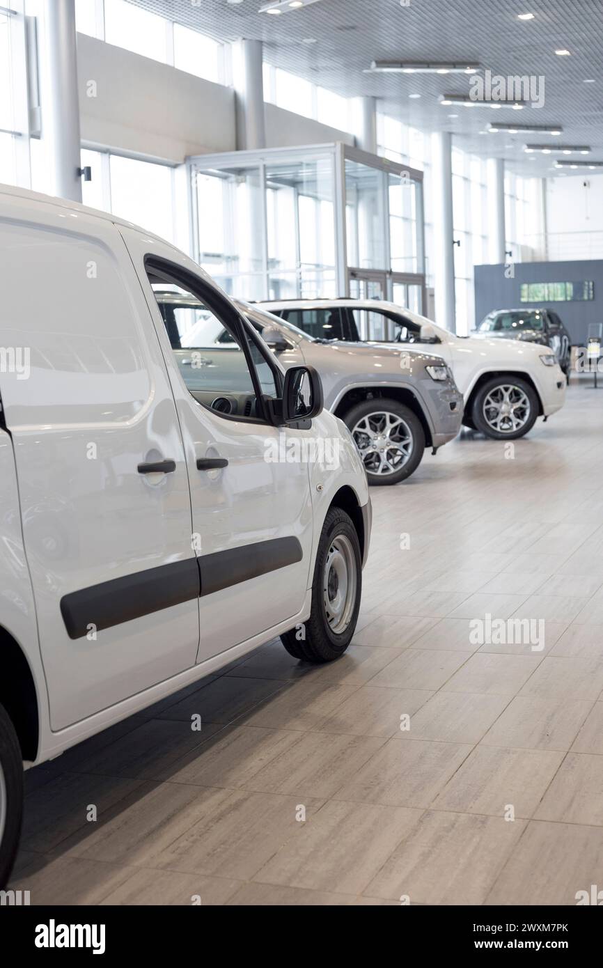 Russia, Izhevsk - March 4, 2022: Citroen, Jeep showroom. New cars in dealer showroom. Famous world brand. Prestigious vehicles. Alliance Stellantis. Stock Photo