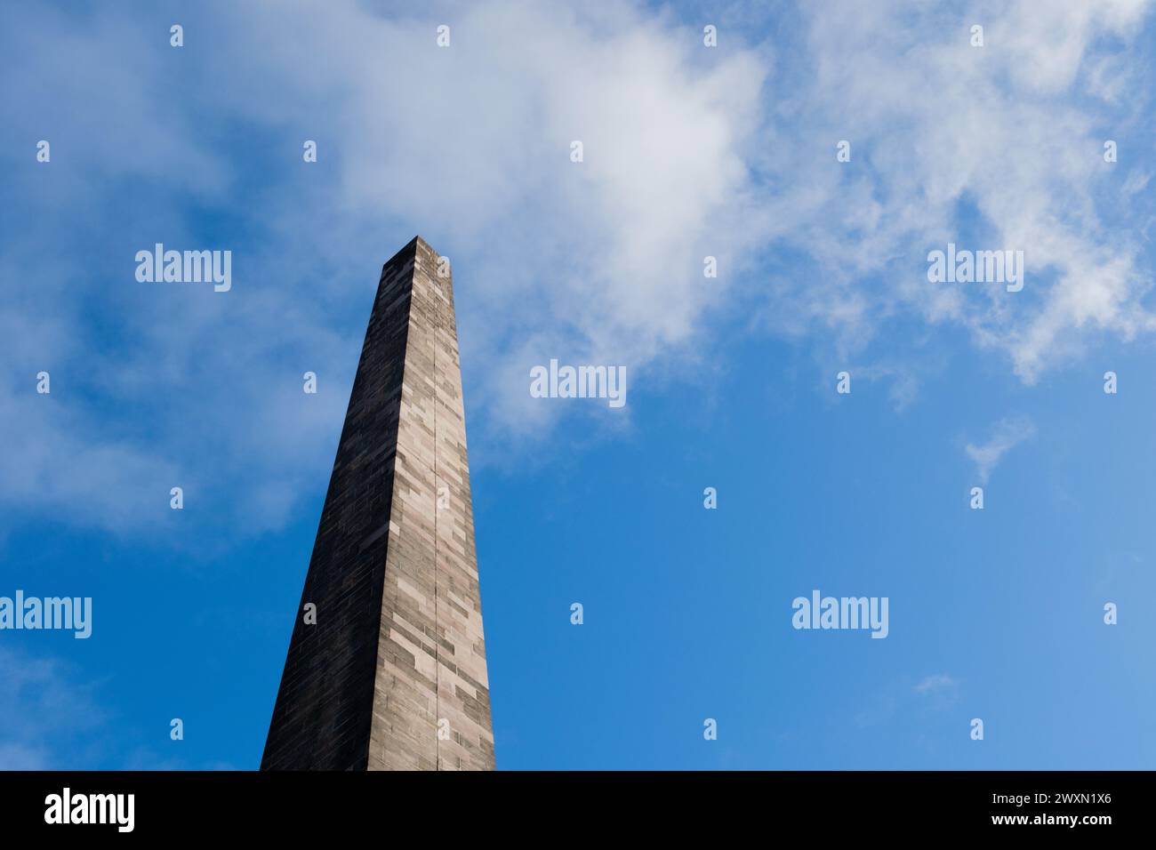 Glasgow Scotland: 12th Feb 2024: Nelson Monument blue sky sunny day Stock Photo