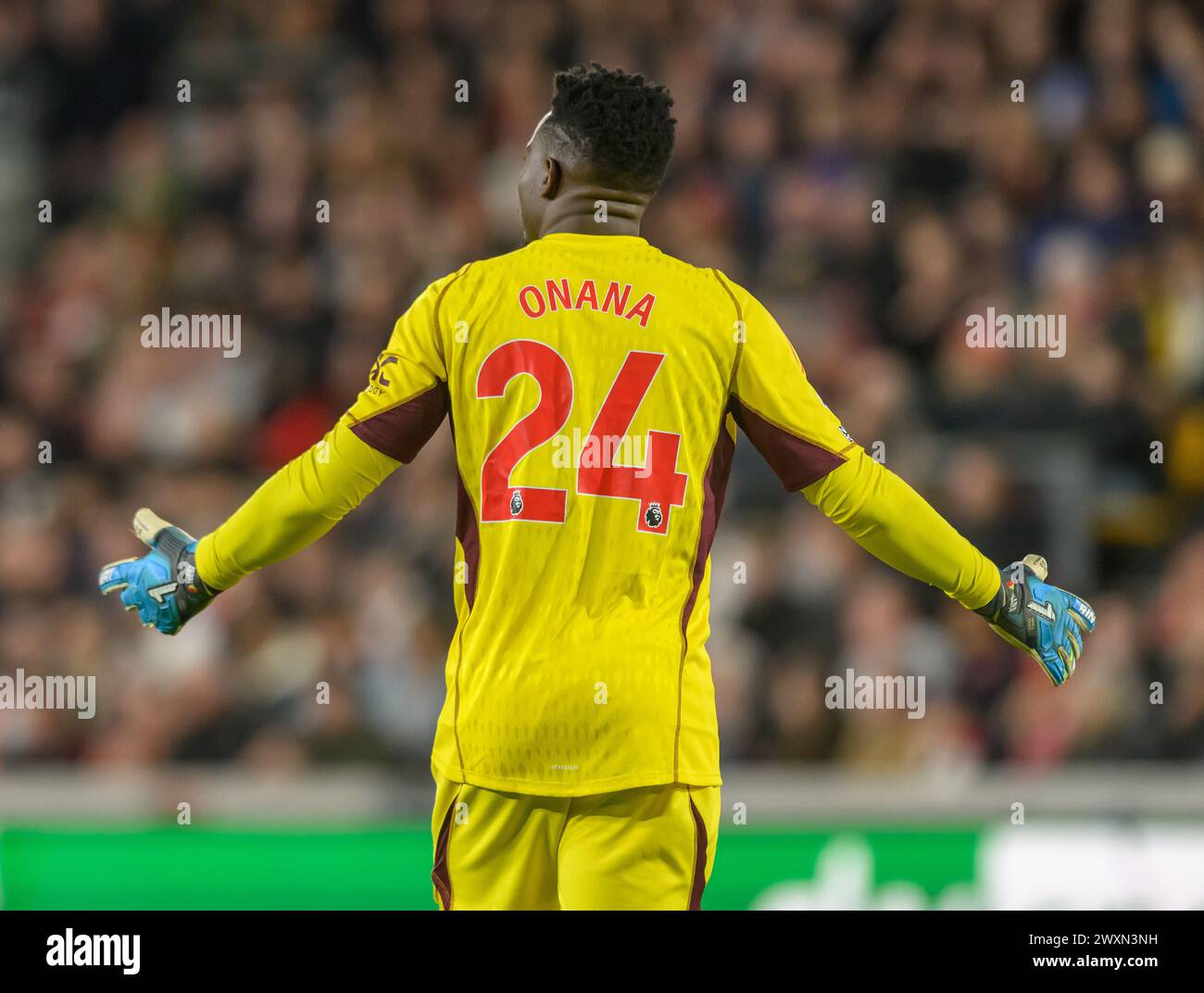 London, UK. 30th Mar, 2024 - Brentford v Manchester United - Premier League - GTech Community Stadium.                                        Manchester United's Andre Onana in action against Brentford.         Picture Credit: Mark Pain / Alamy Live News Stock Photo
