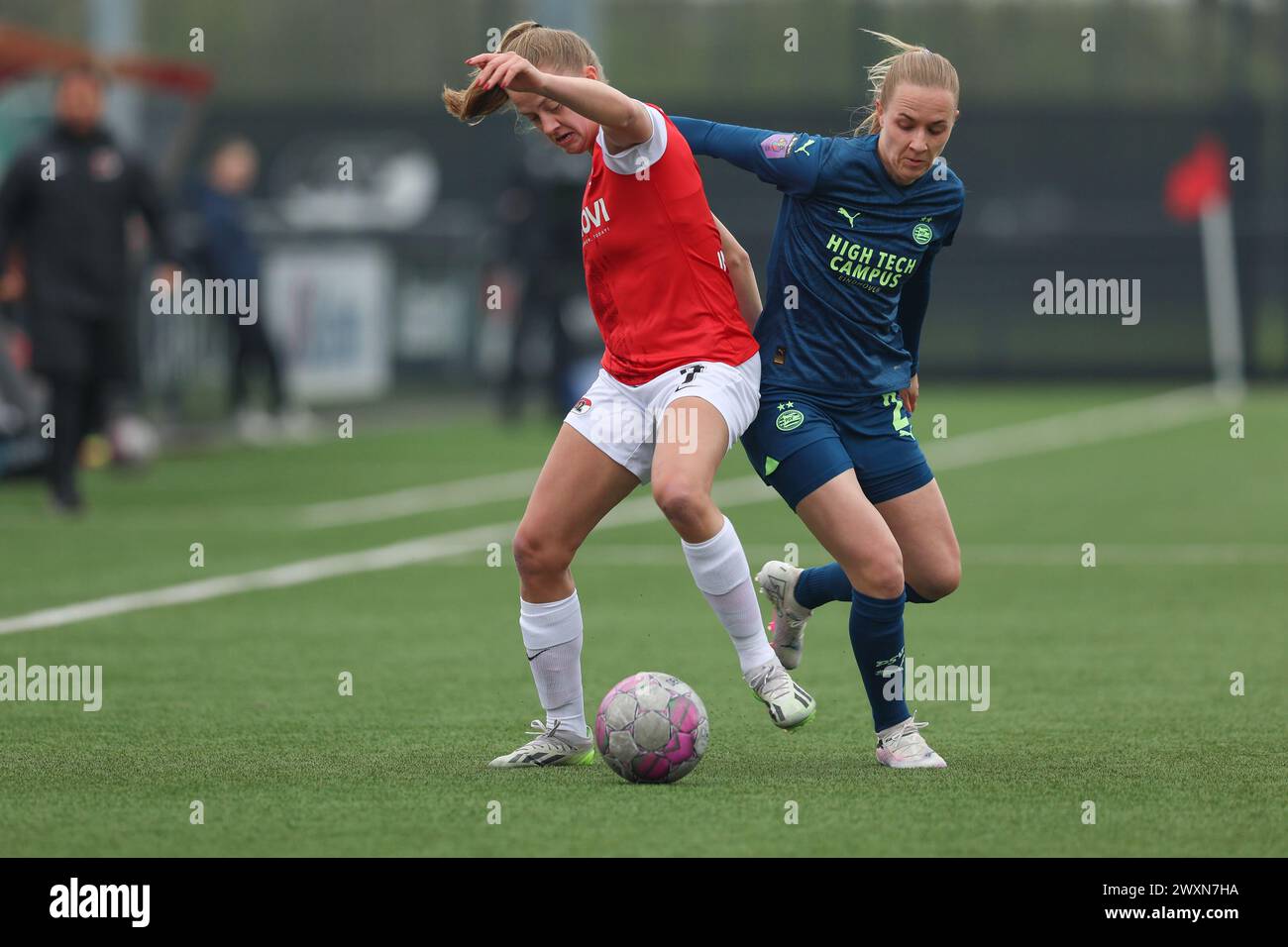 Veerle van der most sara thrige hires stock photography and images Alamy