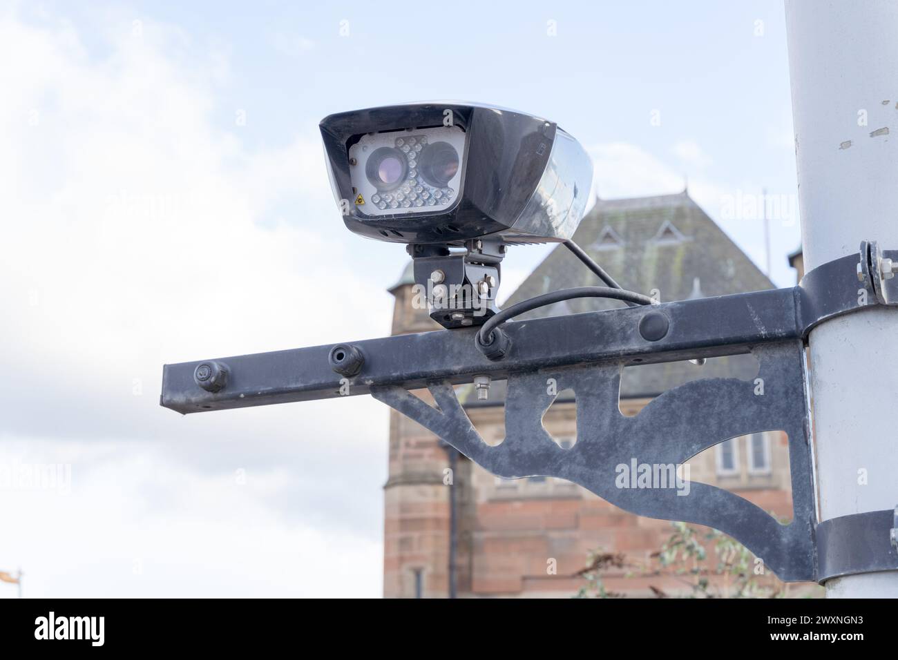 front view of ULEZ traffic  monitoring camera by Blackwall Tunnel with southern gatehouse in the background England UK Stock Photo
