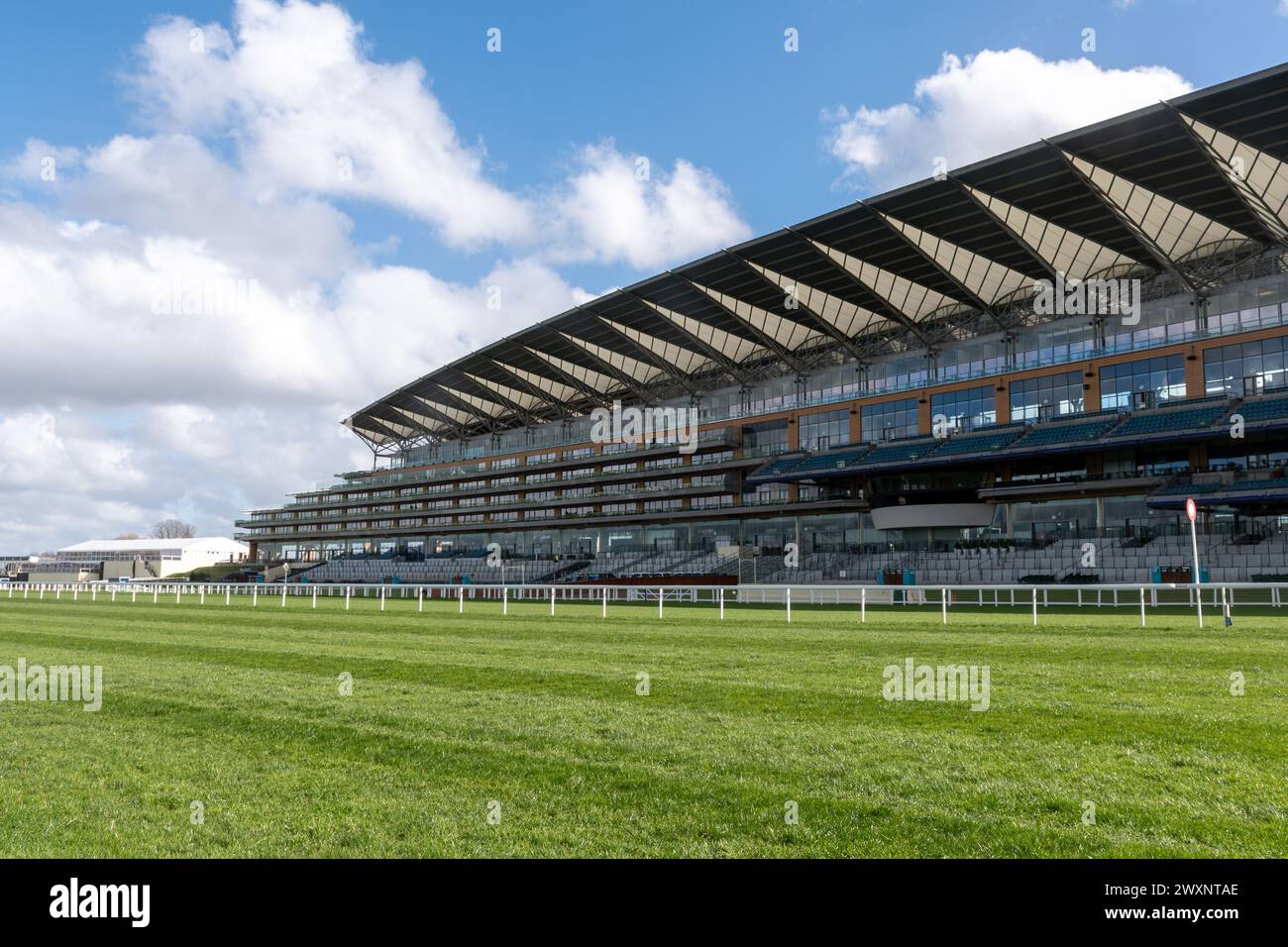 Ascot Racecourse, view of the impressive Grandstand, Berkshire, England, UK, on a non-race day Stock Photo