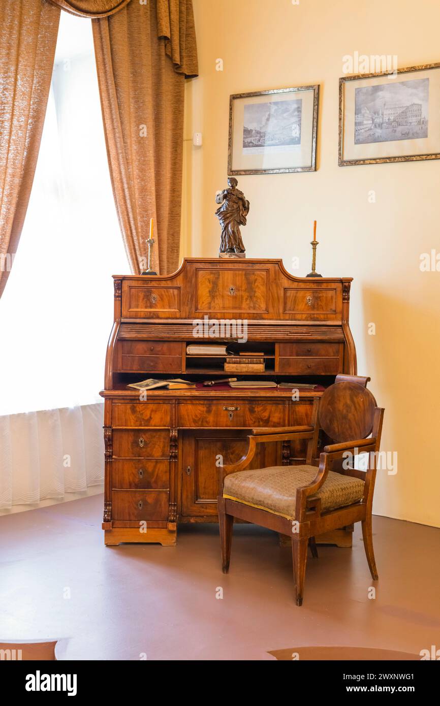 Russian interior 19th century hi-res stock photography and images - Alamy