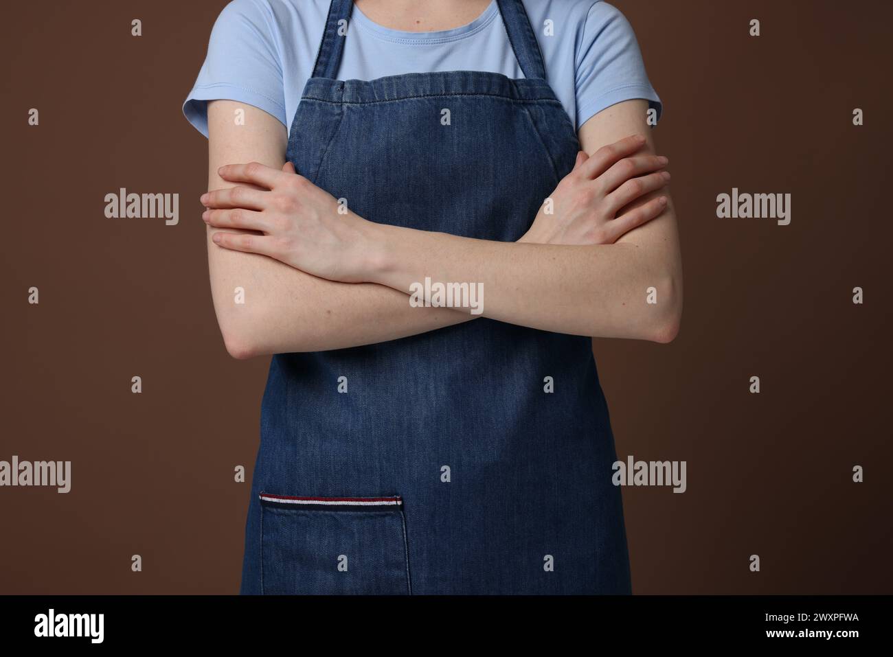 Blank blue kitchen apron hi-res stock photography and images - Alamy