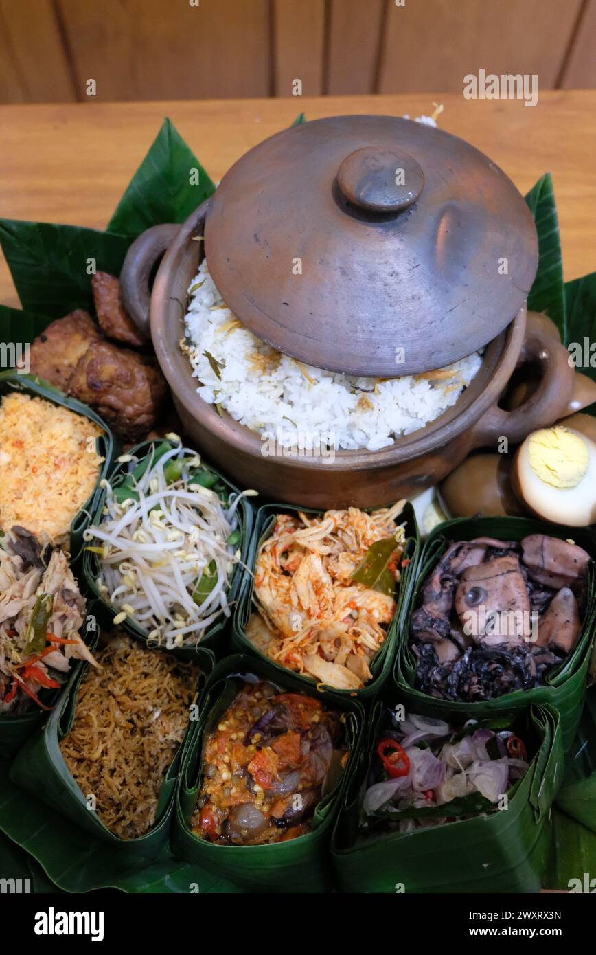 Nasi berkat hi-res stock photography and images - Alamy