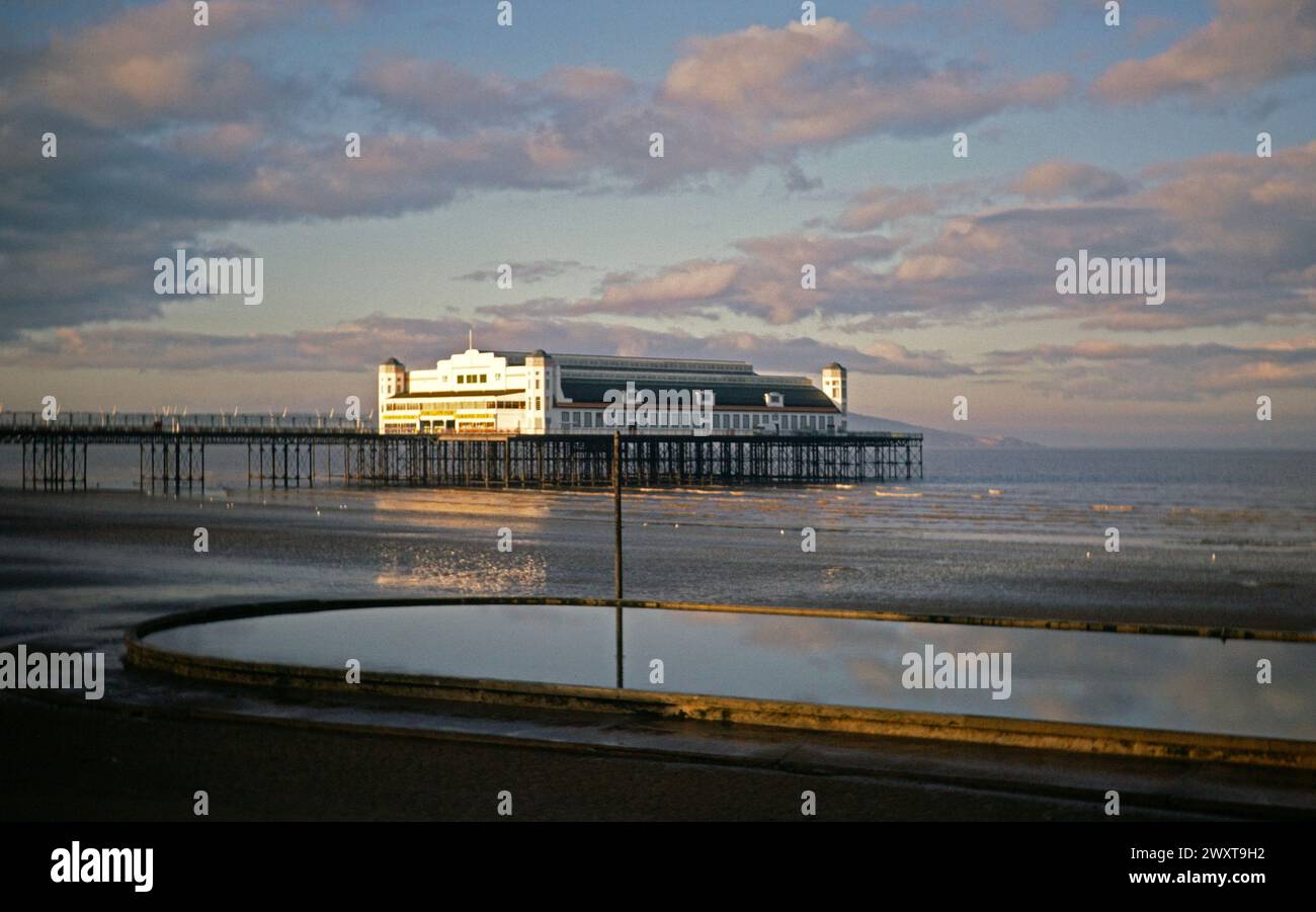 Pier, Weston Super Mare, Somerset, England, UK, 1985 Stock Photo