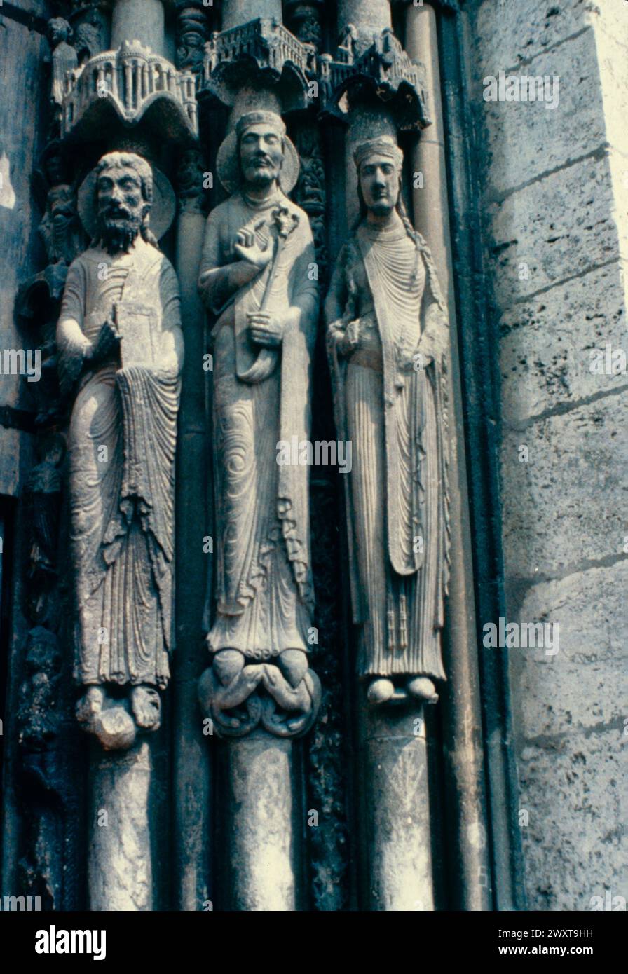 Portal statues of the Cathedral of Notre-Dame de Chartres, France 1980s Stock Photo