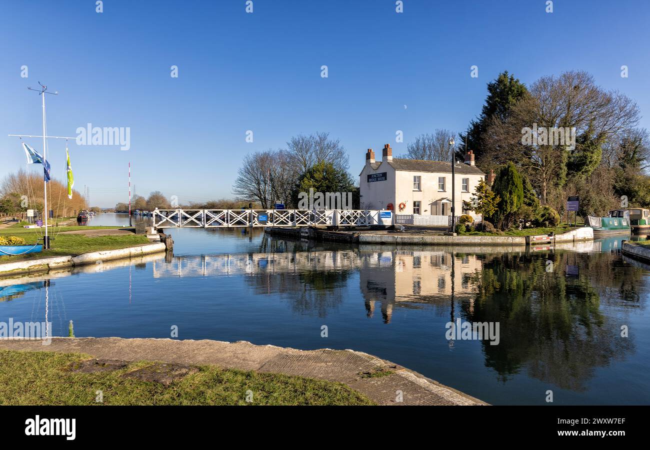 Saul Junction where the Stroudwater Canal meets the Gloucester ...