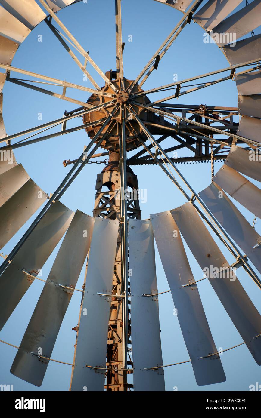 Windmill rotation hi-res stock photography and images - Alamy