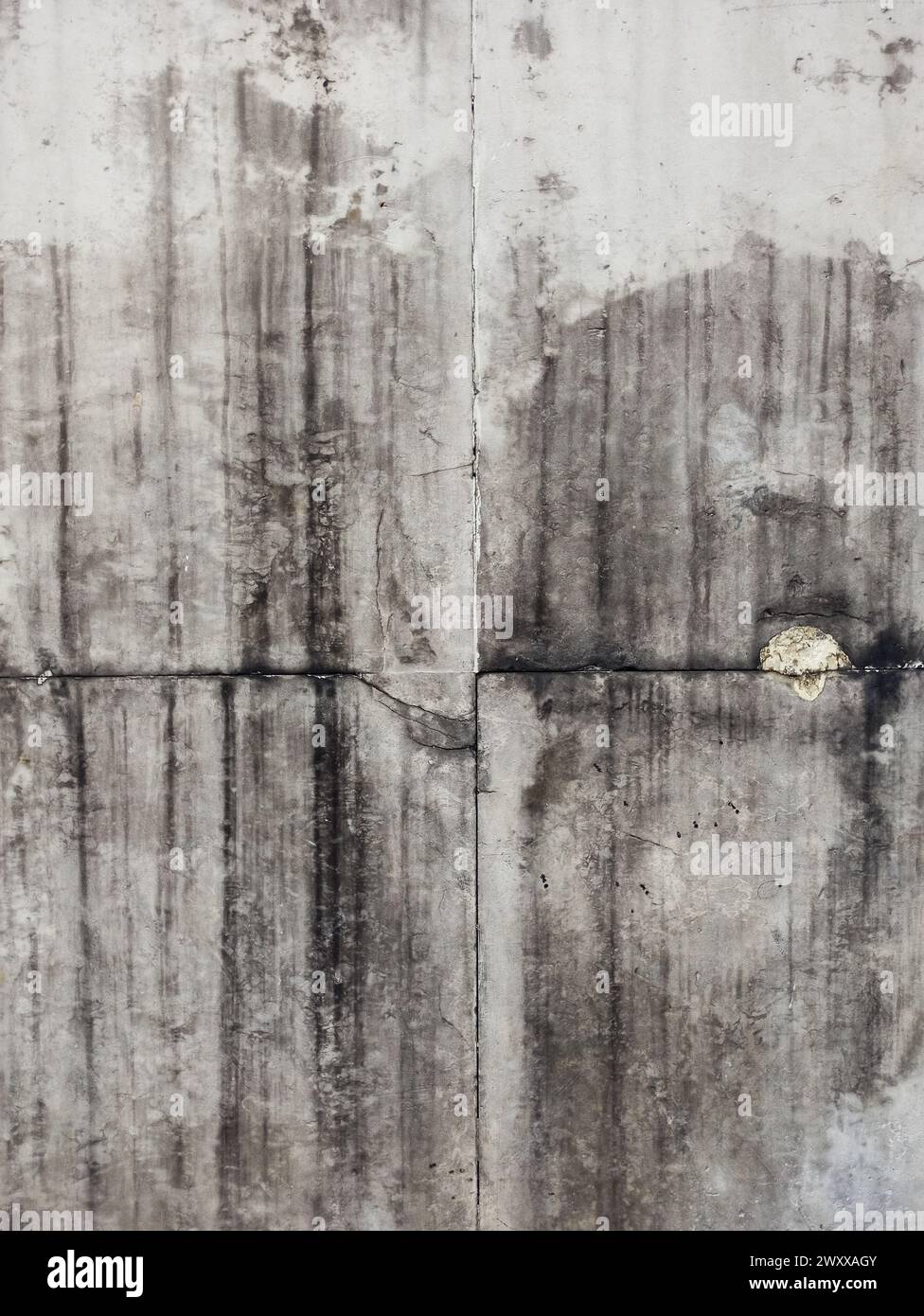 Concrete fence panel hi-res stock photography and images - Alamy