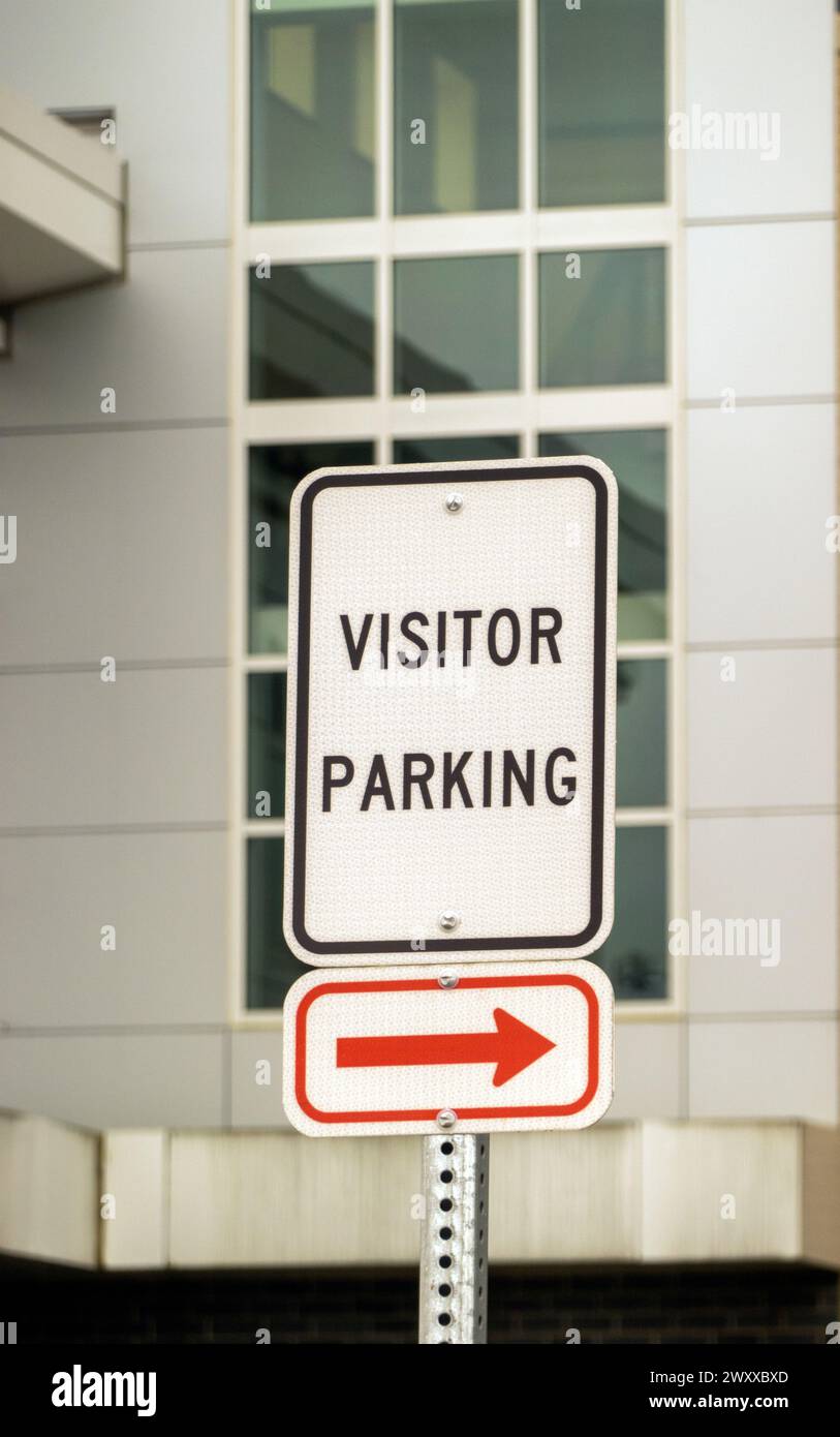visitors parking sign in New York City Stock Photo