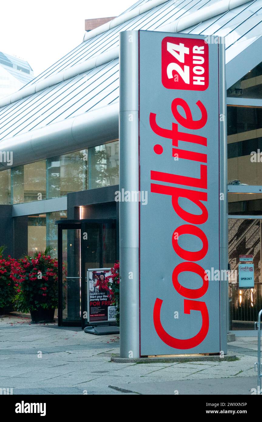 Toronto, ON, Canada – August 23, 2023: View at the Goodlife fitness company sign Stock Photo