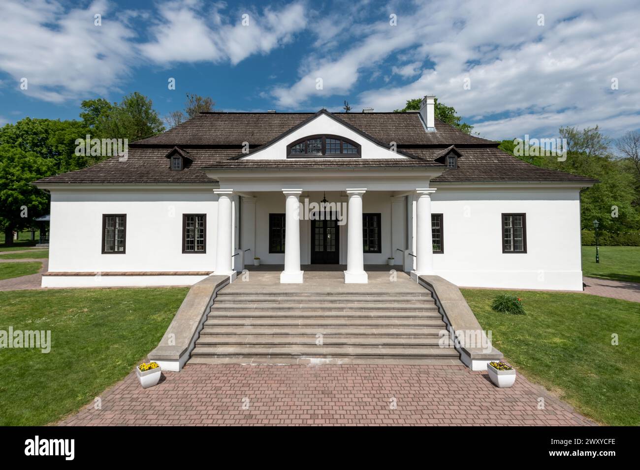 bialopradnicki-manor-house-dworek-bialopradnicki-krakow-poland-stock