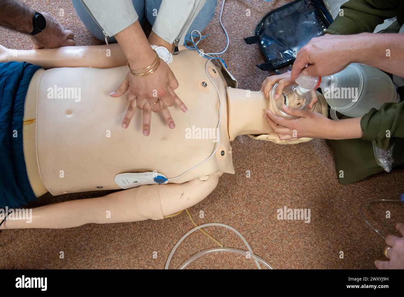 Privas (south-eastern France): interns' day, first-aid training for junior doctors (house doctors) with role play scenarios where course participants Stock Photo