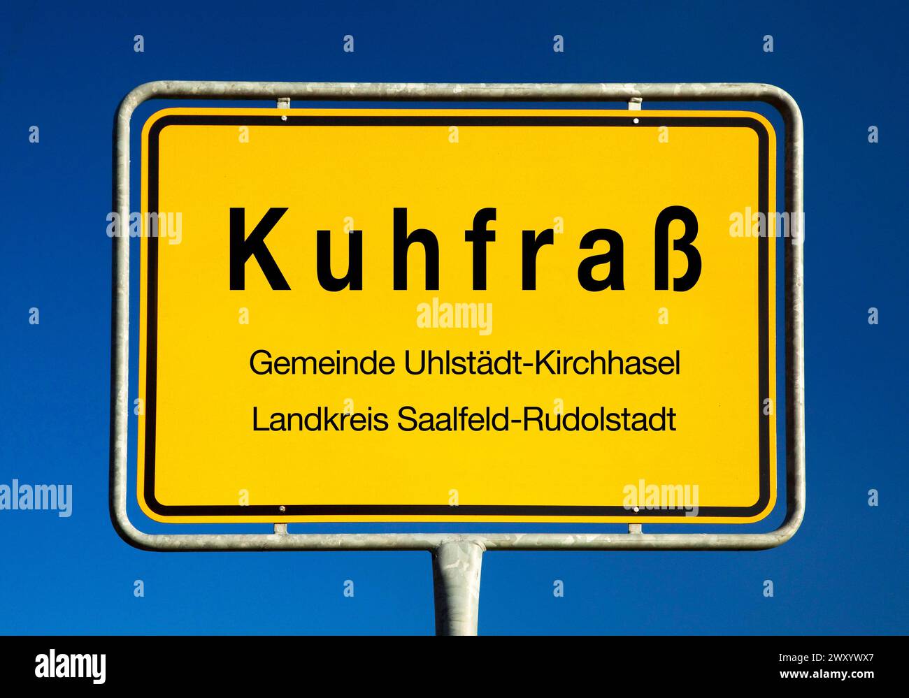 Kuhfrass town sign, Germany, Thuringia, Saalfeld-Rudolstadt, Uhlstaedt-Kirchhasel Stock Photo